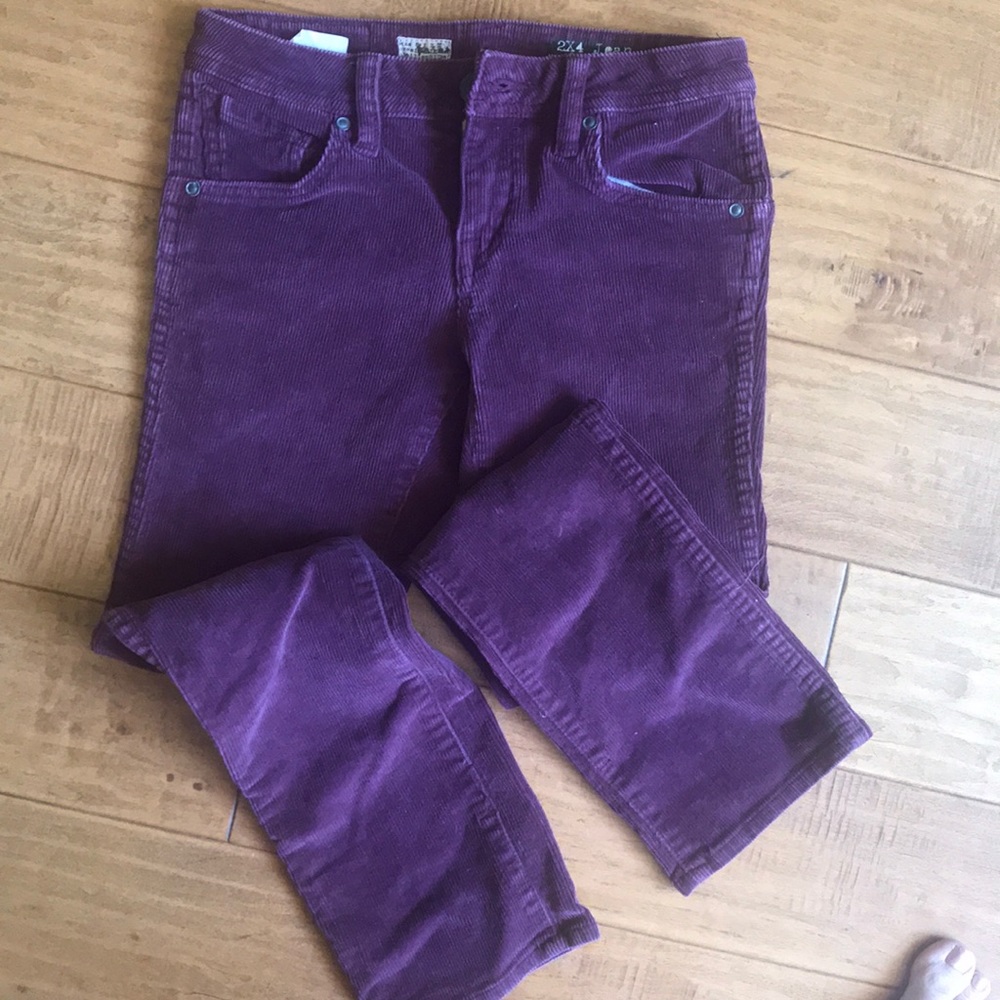 Volcom corduroy 2x4 Jeans size 25